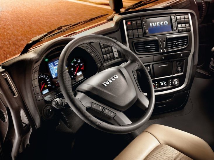 Stralis Hi-Way Iveco